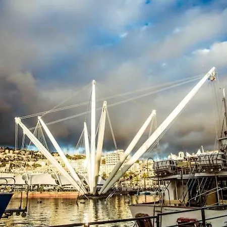 La Finestra Sul Cielo Del Porto Antico Di * 제노바
