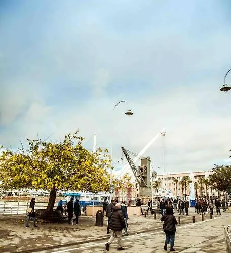 Apartmán La Finestra Sul Cielo Del Porto Antico Di *